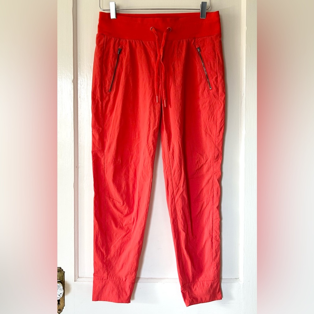 Athleta Trekkie North Jogger Flame‎ Orange 4 - Picture 4 of 8